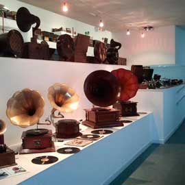 Museo de radios antiguas en Menorca - Mercadal